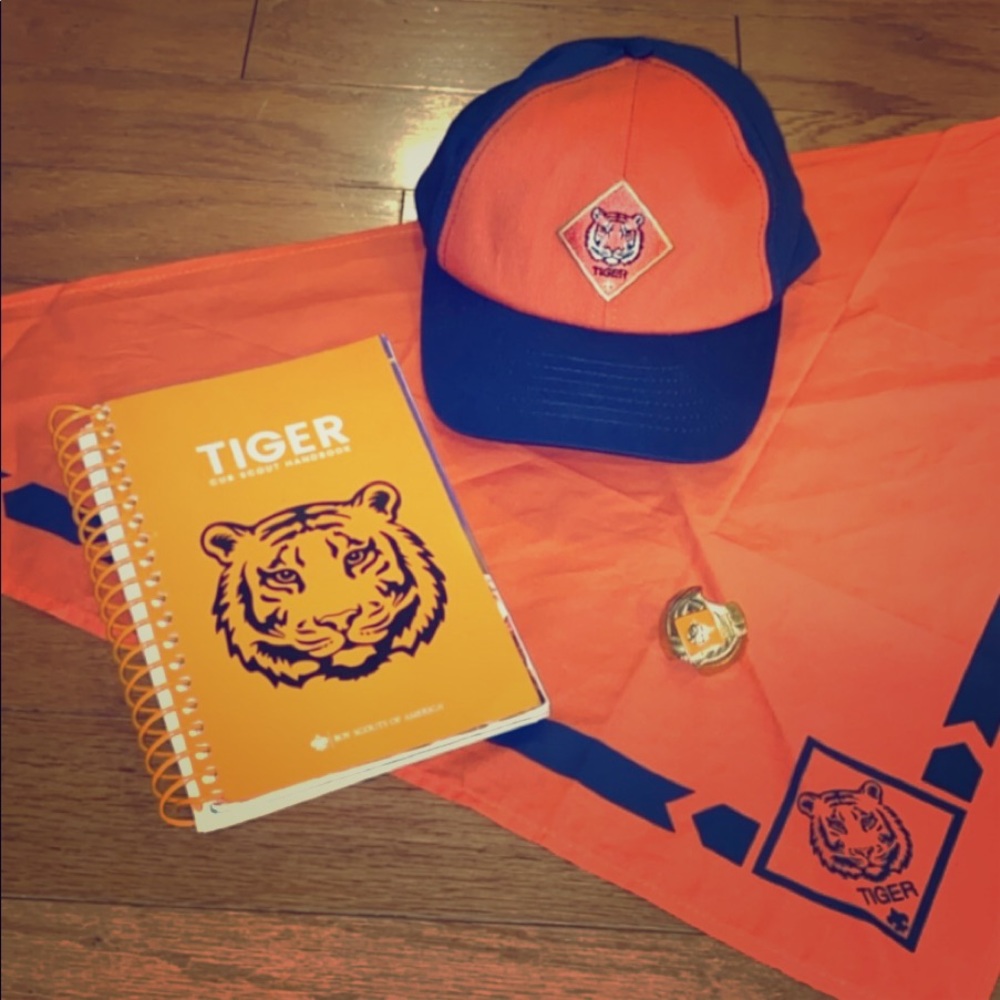 Cub Scout Tiger set